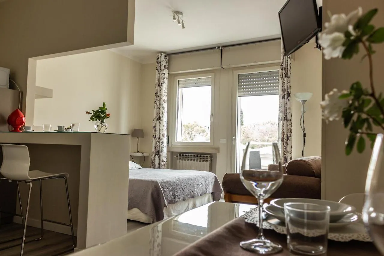 Apartment Monica Appartamenti Sirmione