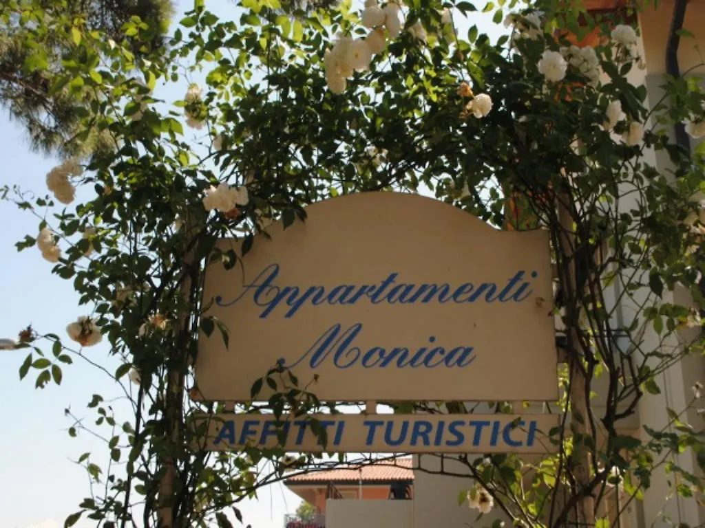 Monica Appartamenti Sirmione Italy