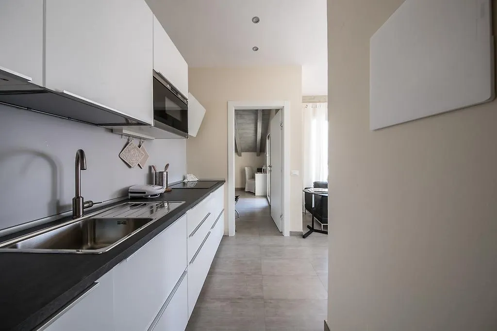 Monica Appartamenti Sirmione Apartment